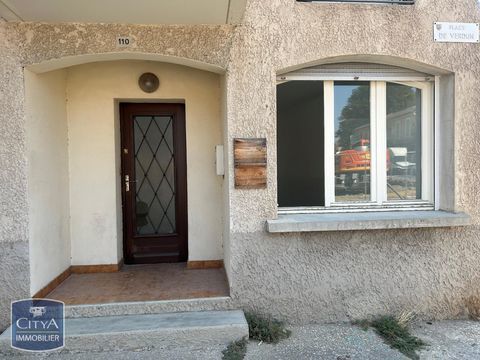 À LOUER Nous vous proposons un local commercial situé... 550 84200 Carpentras