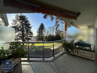  Appartement � louer 5 pi�ces 128 m�