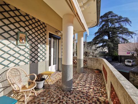   Vente Appartement Appartement - 5 pi�ce(s) - 115 m�