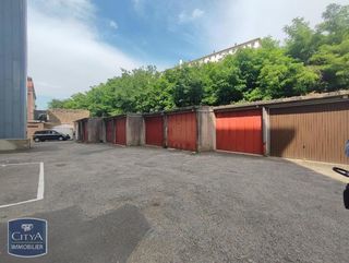  Parking / Garage � louer 