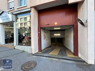  Parking / Garage � louer 10 m�