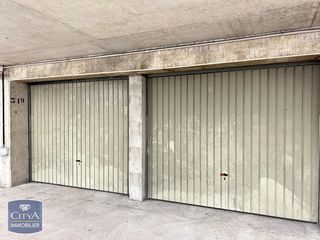  Parking / Garage � louer 