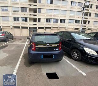  Parking / Garage � louer 