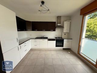  Appartement � louer 4 pi�ces 101 m�