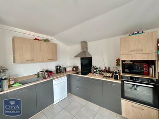  Appartement � louer 4 pi�ces 87 m�