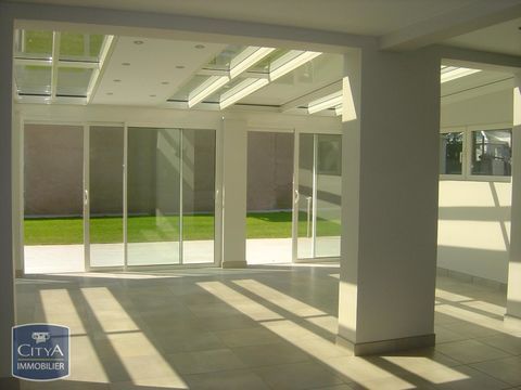   Location Maison Maison - 4 pi�ce(s) - 154 m�