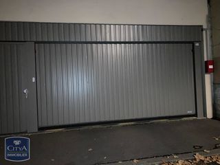  Parking / Garage � louer 