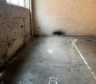  Parking / Garage � louer 