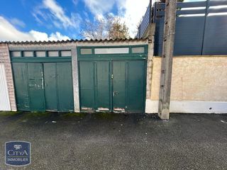  Parking / Garage � louer 