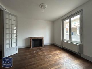  Maison � louer 9 pi�ces 210 m�