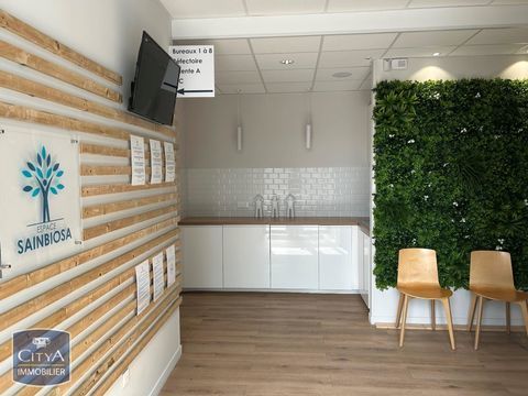 A LOUER - Local professionnel ouvert &eacute;galement aux pr... 688 59500 Douai