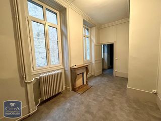  Appartement � louer 4 pi�ces 123 m�