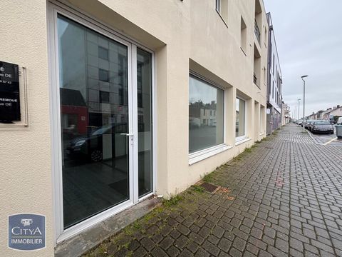&Agrave; LOUER - REZE - LOCAL PROFESSIONNEL - LIBRE DE SUITE... 749 44400 Reze