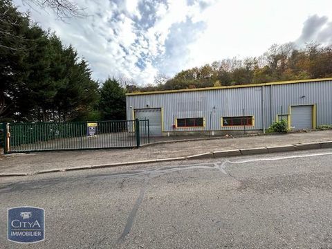 A LOUER LOCAL COMMERCIAL ST ETIENNE A louer rue des H... 2440 42000 St etienne