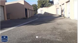  Parking / Garage � louer 