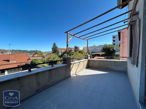   Location Appartement Appartement - 4 pi�ce(s) - 83 m�