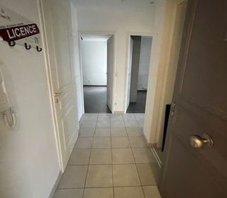  Appartement � louer 3 pi�ces 61 m�