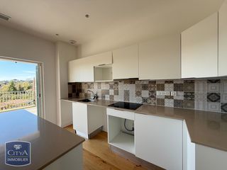  Appartement � louer 4 pi�ces 123 m�