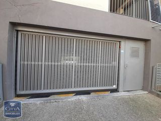 Parking / Garage � louer 