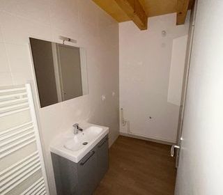  Appartement � louer 3 pi�ces 57 m�