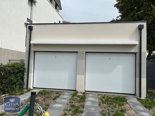  Parking / Garage � louer 