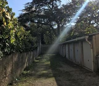  Parking / Garage � louer 