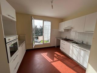  Appartement � louer 4 pi�ces 93 m�