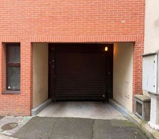  Parking / Garage � louer 
