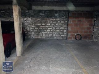  Parking / Garage � louer 