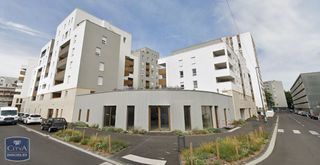  Parking / Garage � louer 