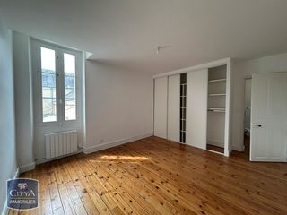  Appartement � louer 3 pi�ces 85 m�