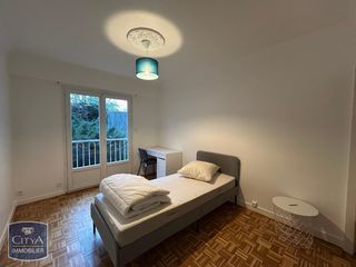  Appartement � louer 5 pi�ces 79 m�