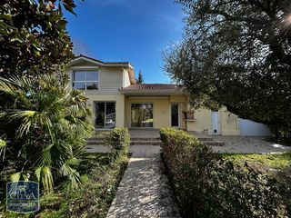  Maison � louer 7 pi�ces 199 m�