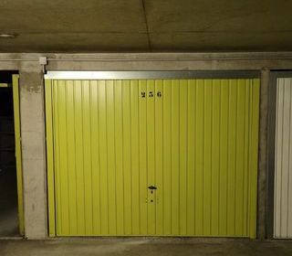 Parking / Garage � louer 