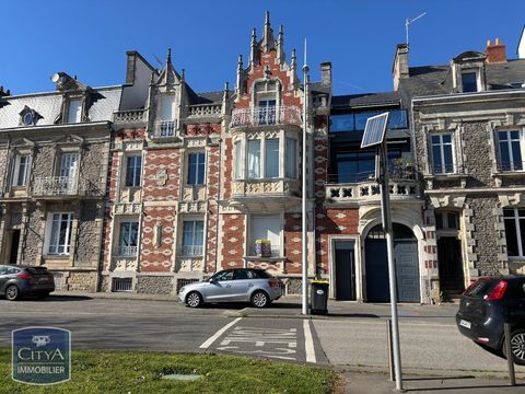 Situ&eacute; en rez-de-chauss&eacute;e et offrant une vue imprenabl... 760 44600 Saint nazaire