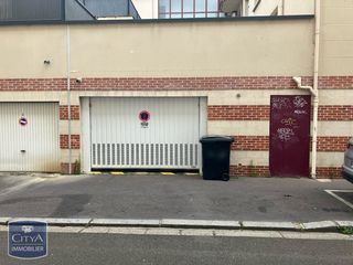  Parking / Garage � louer 