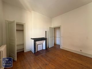  Appartement � louer 4 pi�ces 130 m�