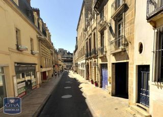  Parking / Garage � louer 