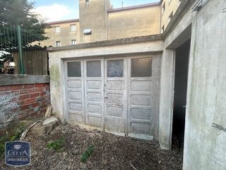  Parking / Garage � louer 