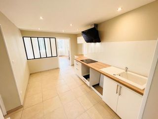  Appartement � louer 3 pi�ces 85 m�