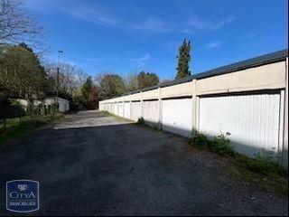  Parking / Garage � louer 