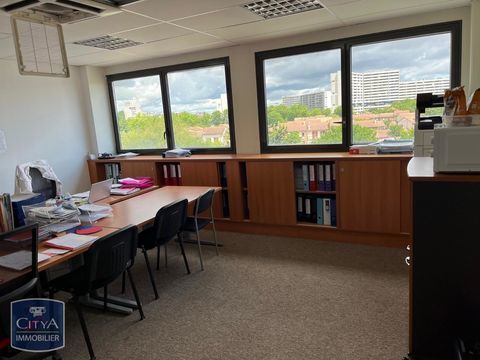 &Agrave; LOUER : Local professionnel situ&eacute; dans la dynamique... 400 31100 Toulouse