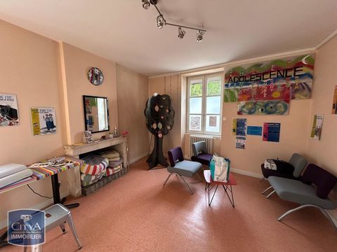 &Agrave; LOUER : Local professionnel situ&eacute; &agrave; Bourg-en-Bresse... 1510 01000 Bourg en bresse