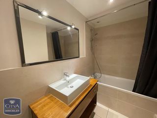  Appartement � louer 5 pi�ces 137 m�