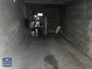  Parking / Garage � louer 