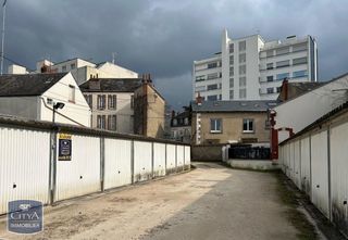  Parking / Garage � louer 