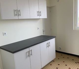  Appartement � louer 4 pi�ces 80 m�