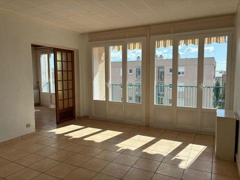   Location Appartement Appartement - 4 pi�ce(s) - 76 m�