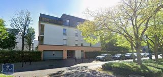  Parking / Garage � louer 