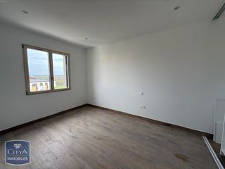  Appartement � louer 3 pi�ces 102 m�